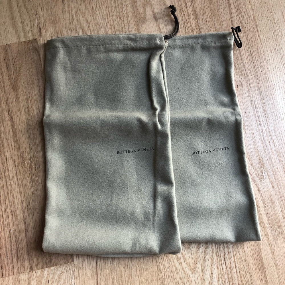 Bottega Veneta shoe duster bags set